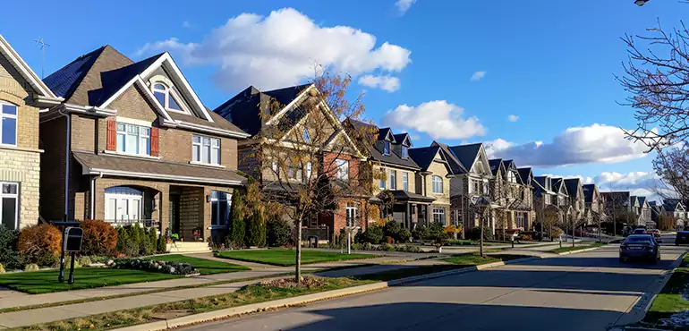 Why Choose Us for Selling Your Foreclosed House in Grand Prairie, TX?